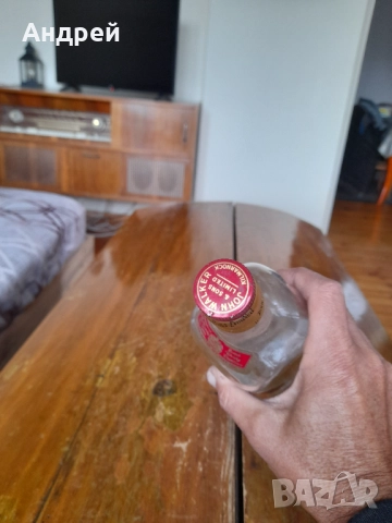 Стара бутилка Johnnie Walker #3, снимка 4 - Други ценни предмети - 51979069