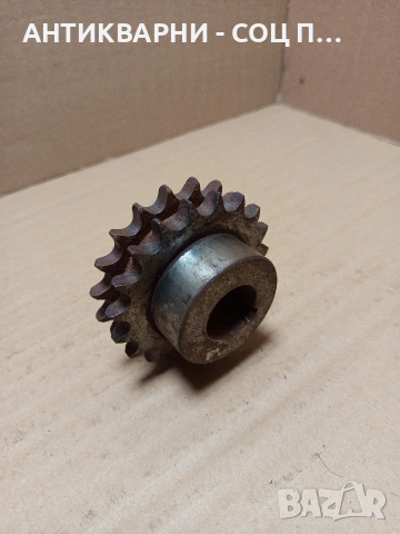 Соц Стара Зъбчата Шайба За Машини Техника 0.730кг. Номер 194., снимка 3 - Антикварни и старинни предмети - 53037174