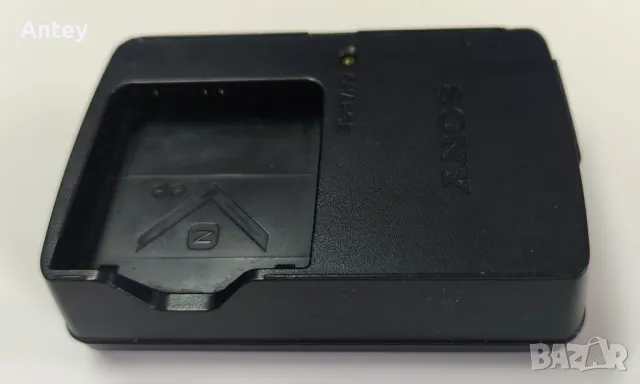 Зарядни SONY за батерии G, снимка 3 - Батерии, зарядни - 49892974