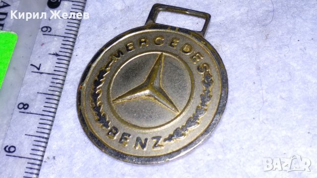 MERCEDES BENZ Стара МАРКОВА МЕТАЛНА ПОЗЛАТЕНА АВТОМОБИЛНА ЕМБЛЕМА ВИСУЛКА за КЛЮЧОДЪРЖАТЕЛ 32609, снимка 6 - Други ценни предмети - 39064680
