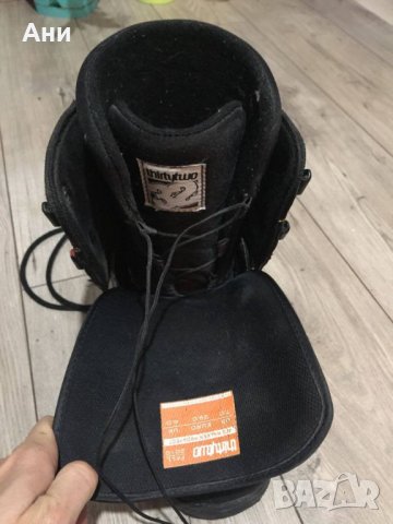 Сноуборд обувки THIRTYTWO 39 номер, снимка 2 - Зимни спортове - 30745984