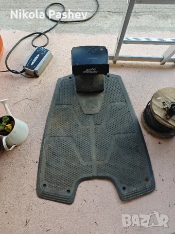 зарядна станция Husqvarna 220 AC, снимка 3 - Градинска техника - 49065985