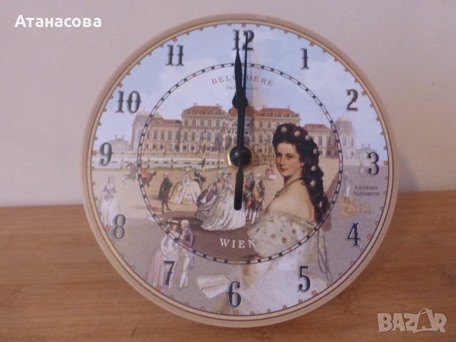 Австрийски стенен часовник с Императрица Сиси и двореца Белведере, снимка 2 - Стенни часовници - 42321708
