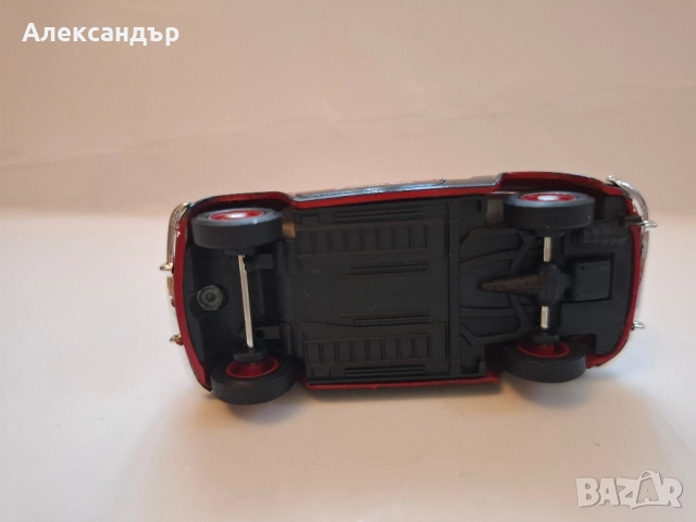 Fiat 600 Ramazzotti червена мащаб 1:43 играчка количка модел, снимка 5 - Колекции - 50640453