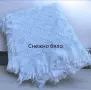 Снежно бяло прекрасно памучно релефно меко покривало с ресни, снимка 1