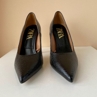 Дамски обувки Zara, снимка 1 - Дамски обувки на ток - 44781056