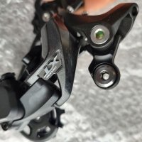 ЗАДЕН ДЕРАЙЛЬОР: SHIMANO DEORE XT RD-M8000-SGS,GS 11 SPEED, снимка 7 - Части за велосипеди - 37311585