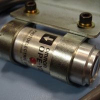 Фотоелектрически прекъсвач OMRON OPE-Y20L, снимка 8 - Резервни части за машини - 31802324