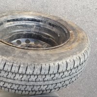 1 брой гума с джанта, снимка 1 - Гуми и джанти - 30148546