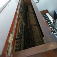 Продавам Австро-Унгарско Качествено запазено пиано, снимка 5 - Пиана - 39691446
