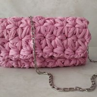 Ръчно плетена дамска чанта, снимка 2 - Чанти - 40131893