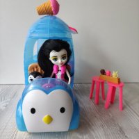 Комплект камион за сладолед и кукла пингвин и любимец. Енчантималс Enchantimals  35лв., снимка 2 - Кукли - 37446504