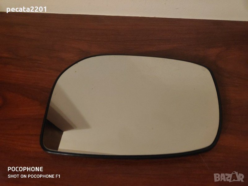 Продавам - ляво стъкло за огледало за Тойота Ярис, снимка 1