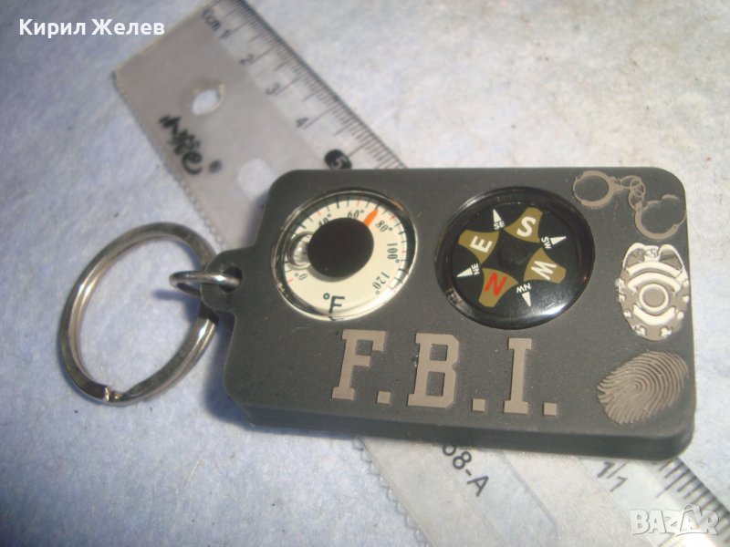 F.B.I. - СУВЕНИРЕН РЯДЪК СИЛИКОНОВ КЛЮЧОДЪРЖАТЕЛ с ВГРАДЕНИ КОМПАС и ТЕРМОМЕТЪР по ФАРЕНХАЙТ 31950, снимка 1