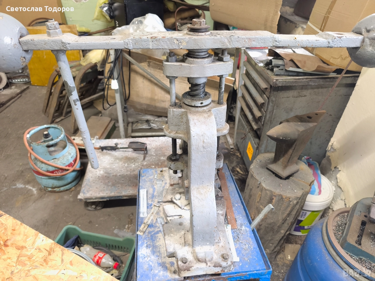 преса, снимка 1