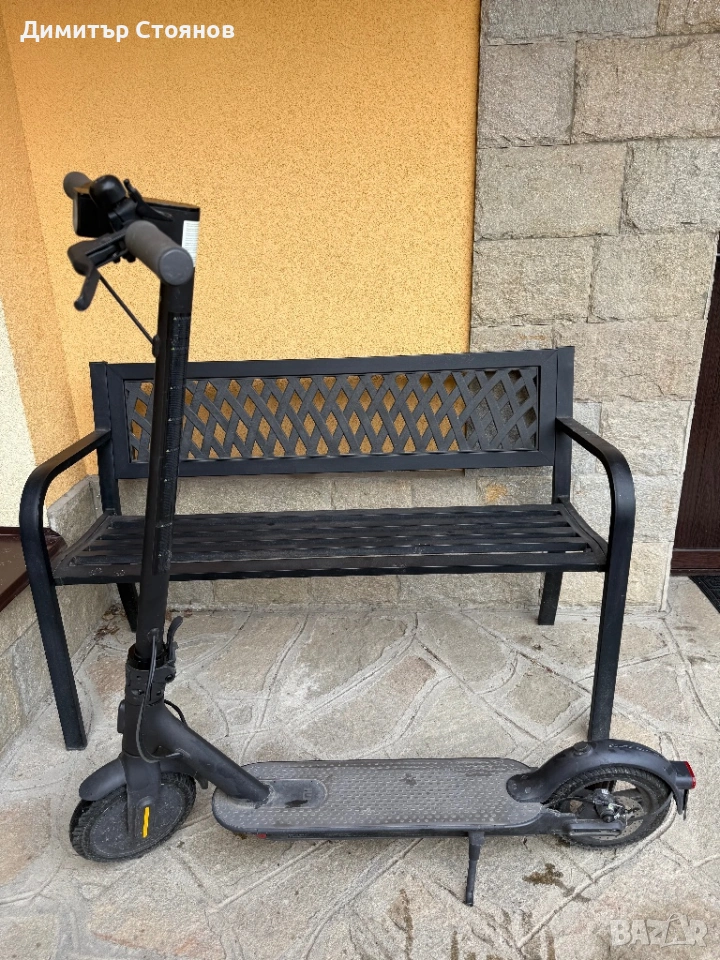 Тротинетка Xiaomi Mi Scooter Essential, снимка 1