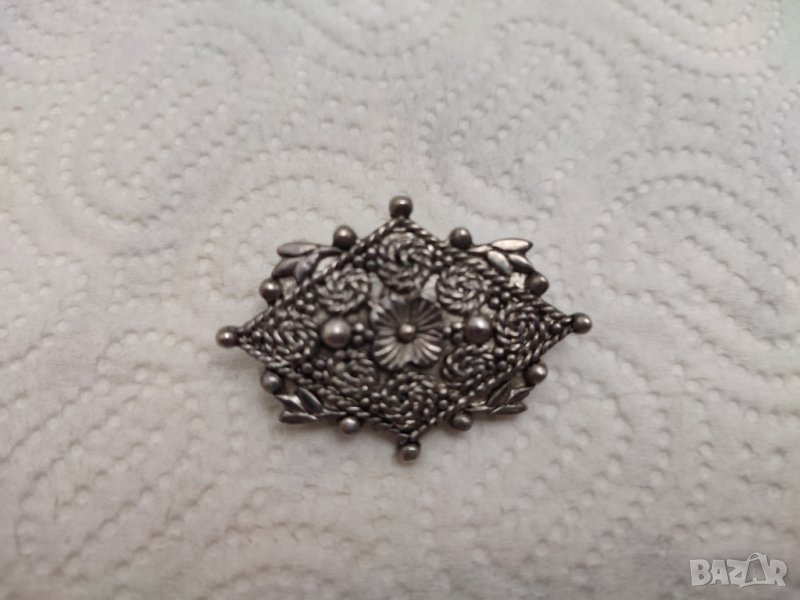 Вносна посребрена ??? Масивна брошка, снимка 1