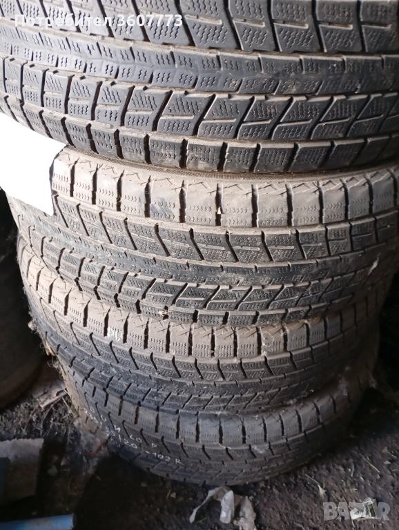 Гуми Дънлоп зимни4бр235/55/20, снимка 1