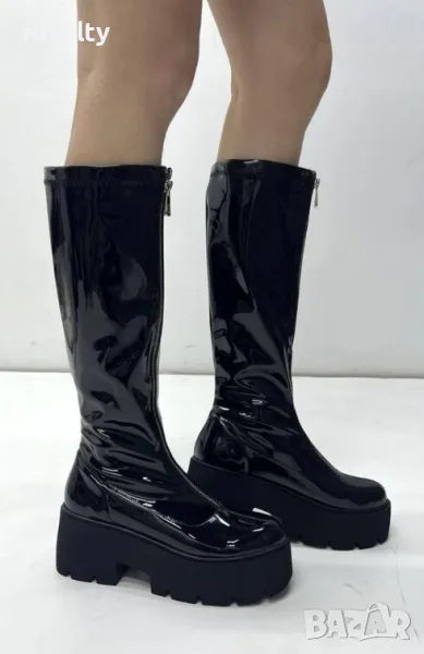 Ботуши на платформа - черен лак, снимка 1