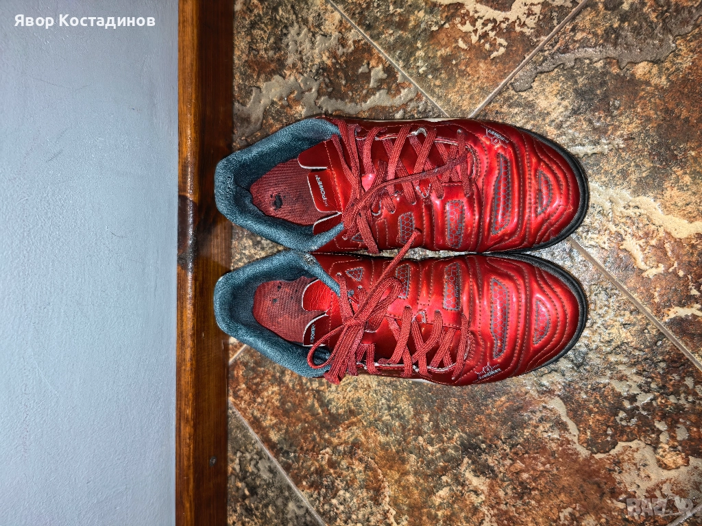 Подарявам обувки за футбол, запазени, червени, 41 номер , снимка 1