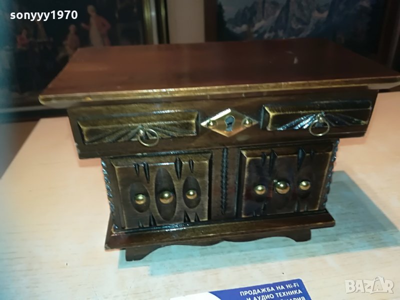 красива дървена кутия-внос швеицария 19х13х10см, снимка 1