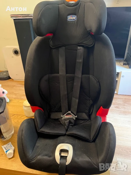 Детско столче за кола Chicco, снимка 1