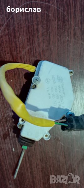 Моторче за капачката на резервоара за Фолксваген шаран , снимка 1