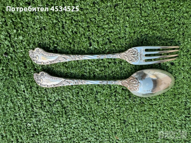 Красив викториански комплект посребрени вилица и лъжица в оригинална кутия, 15см, снимка 3 - Антикварни и старинни предмети - 54237941