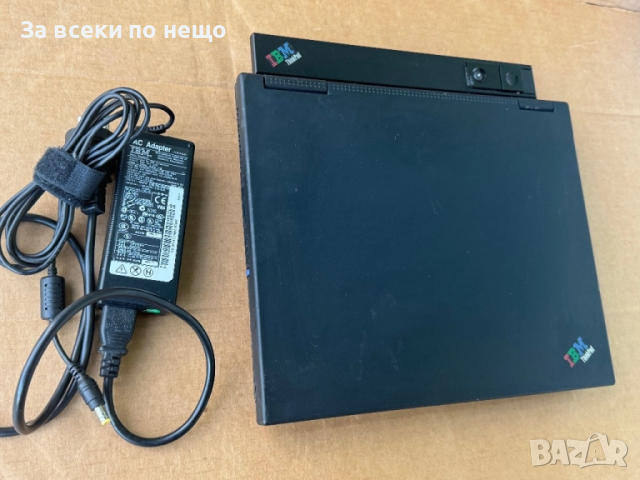 Ретро лаптоп IBM ThinkPad T23 (2648) + Докинг станция , IBM T23, снимка 2 - Лаптопи за дома - 51862901