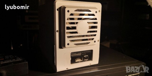 Външна кутия за 4 хард диска, снимка 7 - Външни хард дискове - 35198456