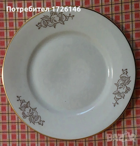 Порцеланови чинии със златен кант 8 бр. на AB Lidköpings Porslinsfabrik Sweden 