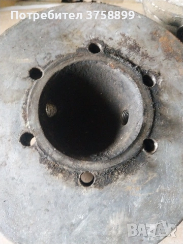 различни части останали от двигатели за иже възход и татран., снимка 7 - Части - 54069111