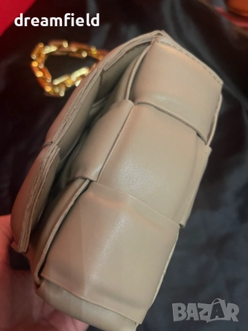 Дамска чанта Ботега / Bottega Veneta- реплика, снимка 7 - Чанти - 51749752