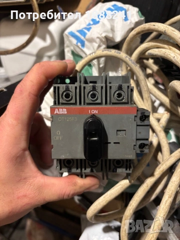 Разединител ABB OT125F3, 125A, 3-полюсен, 750V, за монтаж на панел