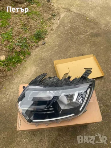 Ляв фар Дачия дъстер 2019г