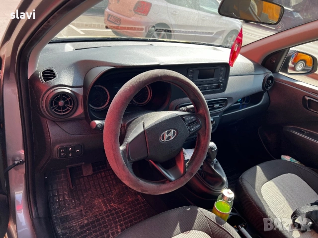 Продавам Хюндай i10, снимка 13 - Автомобили и джипове - 54076729