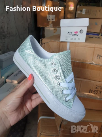 Италиански дамски кецове в бледо зелено сметана нишка, снимка 6 - Кецове - 51246145