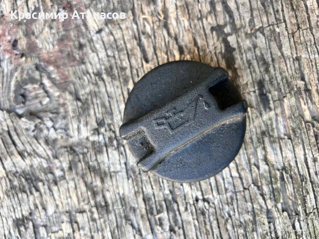 Капачка масло за Нисан х-трейл T30.дизел.2.2 DCI.136кс.