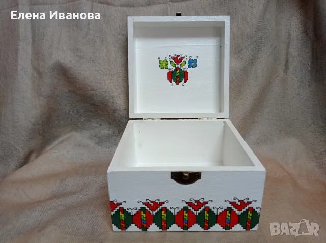 Дървена кутия със шевица, снимка 3 - Подаръци за жени - 48845245