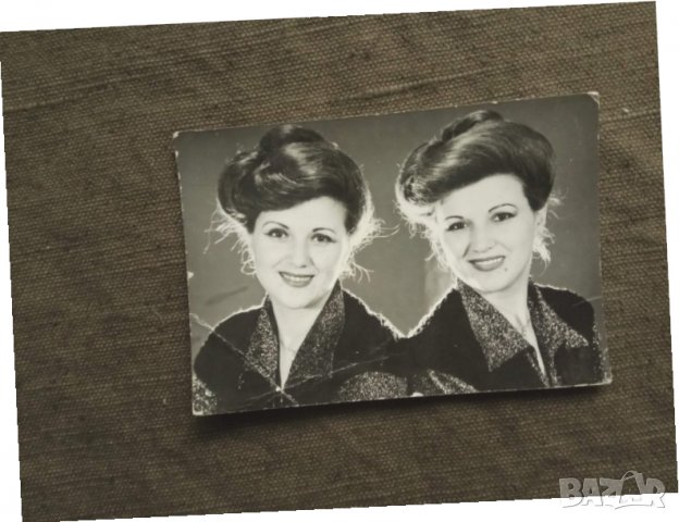 Продавам атограф на Сестри Аджови