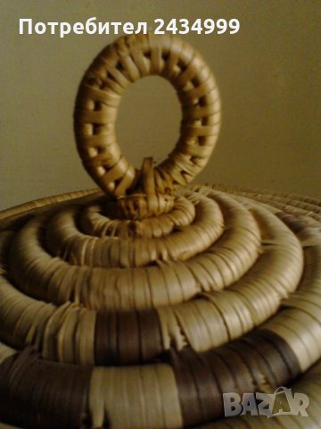 Африканска крьгла кутия от растителна материя., снимка 2 - Колекции - 34397682