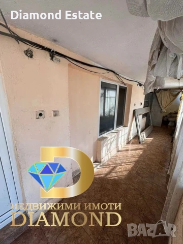 Едноетажна къща в град Гълъбово, снимка 10 - Къщи - 54134061