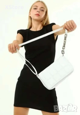 Дамска капитонирана малка чанта в модерни цветове, снимка 3 - Чанти - 52584511