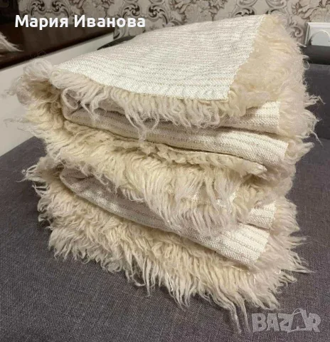 Автентичен губери /Китеник /Кичено халище от 100% естествена овча вълна – Ръчна изработка