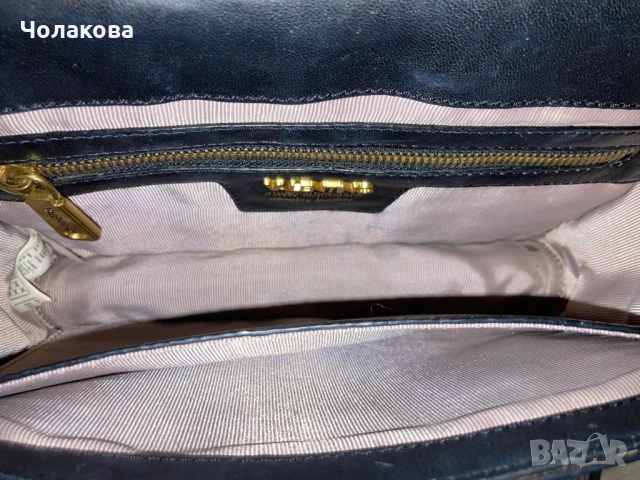 Дамска кожена чанта Valentino, снимка 13 - Чанти - 50700445