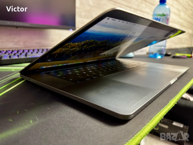 MacBook Pro 15-inch, 2016, 16 GB Ram, 256 GB SSD, A1707, снимка 2 - Лаптопи за работа - 52051780