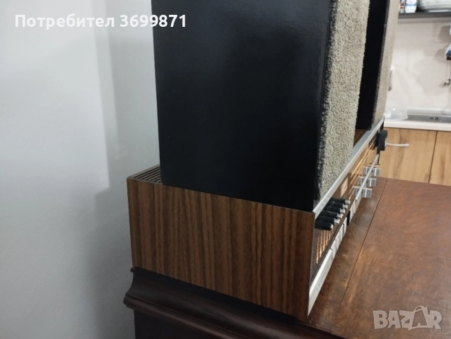 Радиоприемник Грундиг., снимка 5 - Радиокасетофони, транзистори - 52323983