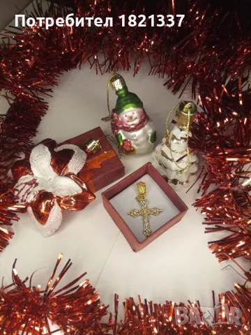 Дамско колие кръст с кристали , снимка 2 - Колиета, медальони, синджири - 48898609