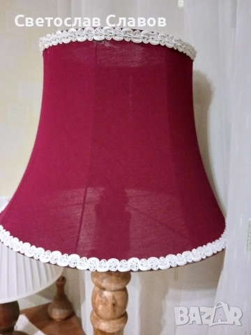 Висок лампион с красива тъмно червена шапка , снимка 3 - Лампиони - 52863511
