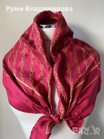 Червен копринен шал, снимка 2 - Шалове - 52638160